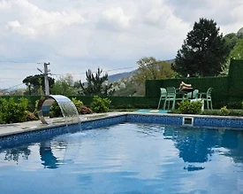 Sapanca Yanık'ta Göl Manzaralı, Isıtmalı Özel Havuzlu, Bahçeli Villa - 2