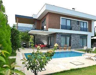 Antalya Kemer'de Geniş Ailelere Uygun, Özel Havuzlu, Lüks Villa - 1