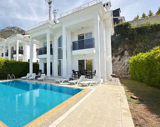Fethiye Ölüdeniz'de Sakin Konumda, Özel Havuzlu, 4+1 Villa - 5