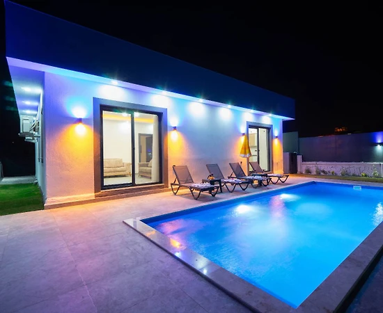 Fethiye Çamköy'de Çekirdek Ailelere Uygun, Özel Havuzlu, Modern Villa - 1