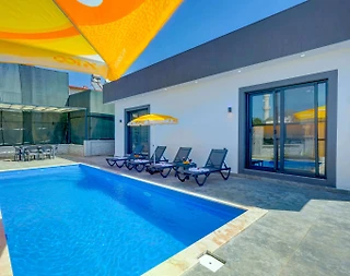 Fethiye Çamköy'de Çekirdek Ailelere Uygun, Özel Havuzlu, Modern Villa - 5