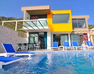 Kaş Kördere'de Muhteşem Deniz Manzaralı, Özel Havuzlu, Modern Villa - 1