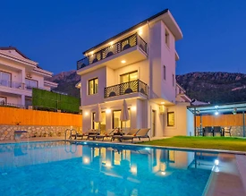 Fethiye Ölüdeniz'de Geniş Ailelere Uygun, Özel Havuzlu, 3+1 Villa - 2