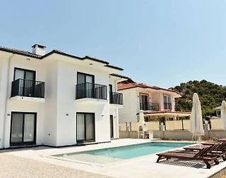 Ortaca Dalyan'da Merkezi Konumda, Özel Havuzlu, 8 Kişilik Villa - 1