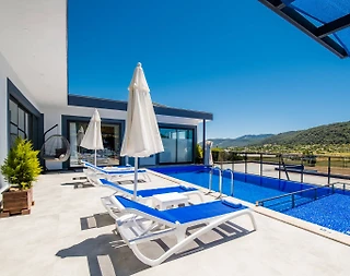Kaş Sarıbelen'de Huzurlu Doğada, Isıtmalı Havuzlu, Modern Villa - 3