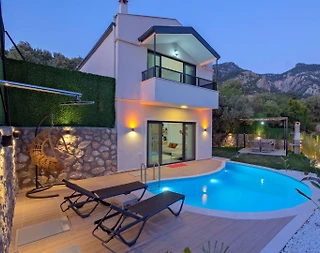 Fethiye Karaağaç'ta Balayı Çiftlerine Uygun, Özel Havuzlu, 1+1 Villa - 1