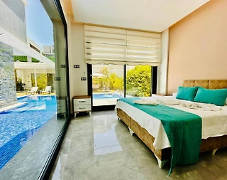 Aydın Kuşadası'nda Kalabalık Aileler İçin, Özel Havuzlu, Modern Villa - 5