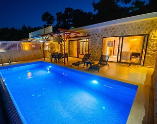 Kaş İslamlar'da Doğa İçerisinde, Özel Havuzlu, Konforlu Villa - 4