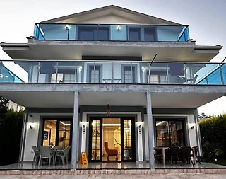 Muğla Fethiye'de Merkezi Konumda, Özel Havuzlu, Lüks Villa - 2