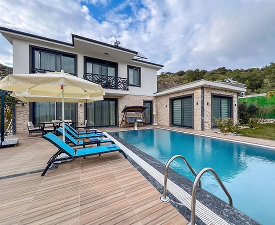 Fethiye Kayaköy’de Geniş Ailelere Uygun, Özel Havuzlu, 3+1 Villa - 1