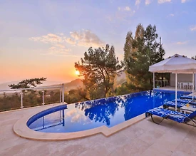 Kaş İslamlar'da Deniz Ve Doğa Manzaralı, Özel Havuzlu, Taş Villa - 3