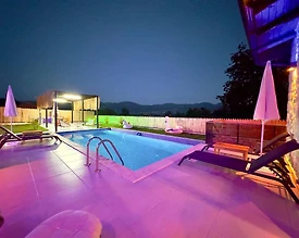 Kaş Uğrar'da Enfes Doğada, Özel Havuzlu, Jakuzili Villa - 3