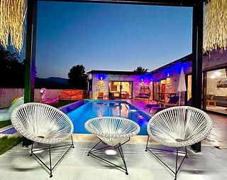 Kaş Uğrar'da Enfes Doğada, Özel Havuzlu, Jakuzili Villa - 5