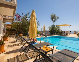 Kalkan Kördere'de Enfes Deniz Manzaralı, Özel Havuzlu, Şık Villa - 2