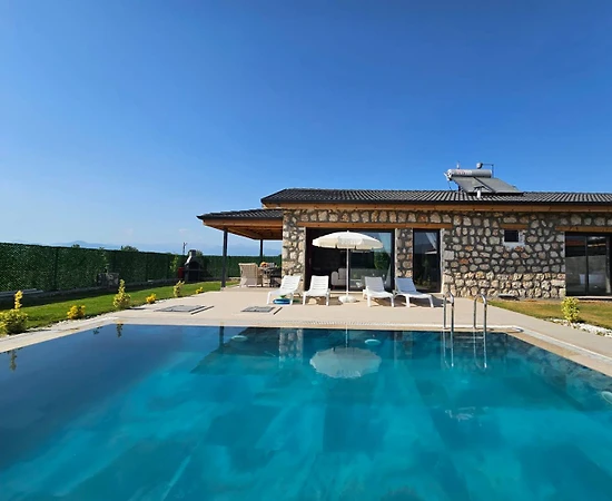 Muğla Seydikemer'de Sakin Konumda, Özel Havuzlu, 2+1 Villa - 1