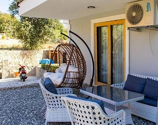 Marmaris Söğüt'te Merkeze Yakın Konumda, Özel Havuzlu, 4+1 Villa - 5