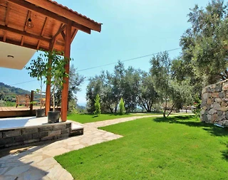 Feyhiye Faralya'da Geniş Bahçeli, Özel Havuzlu, Modern Villa - 5