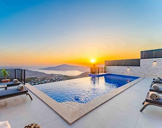 Kaş Kalkan'da Eşsiz Manzaralı, Özel Havuzlu, Lüks Villa - 4
