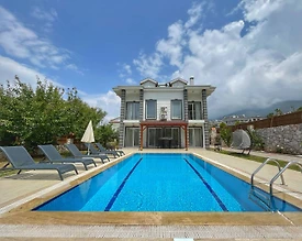 Fethiye Ölüdeniz'de Nezih Konumda, Özel Havuzlu, Konforlu Villa - 2