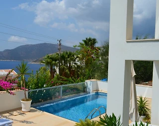 Kaş Kalkan'da Deniz Manzaralı, Özel Havuzlu, Kiralık Villa - 2