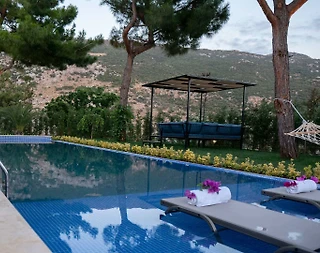 Kaş İslamlar'da Doğa İçerisinde, Özel Havuzlu, Taş Villa - 3