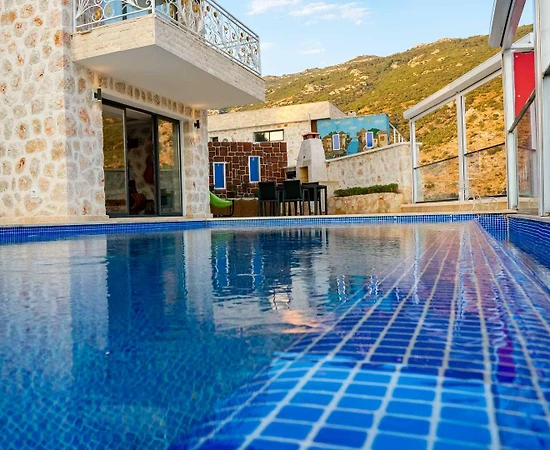 Kaş İslamlar'da Muhteşem Doğada, Özel Havuzlu, İkiz Villa - 1