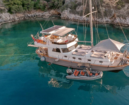 Göcek'in Muhteşem Maviliğinde, 6 Kişilik, Konforlu Gulet - 1