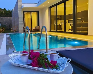 Bodrum Yalıkavak Bölgesinde Geniş Bahçeli, Özel Havuzlu, Tatil Villası - 2